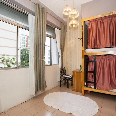 Escape Backpackers Kk Hostel โกตาคินาบาลู ภายนอก รูปภาพ