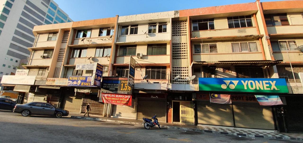 Escape Backpackers Kk Hostel โกตาคินาบาลู ภายนอก รูปภาพ