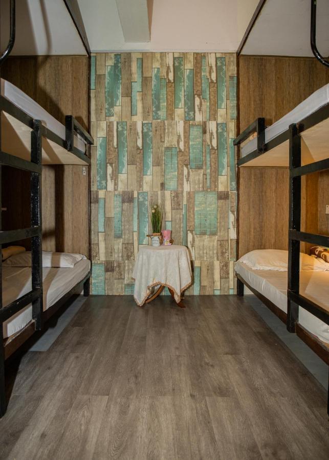 Escape Backpackers Kk Hostel โกตาคินาบาลู ภายนอก รูปภาพ