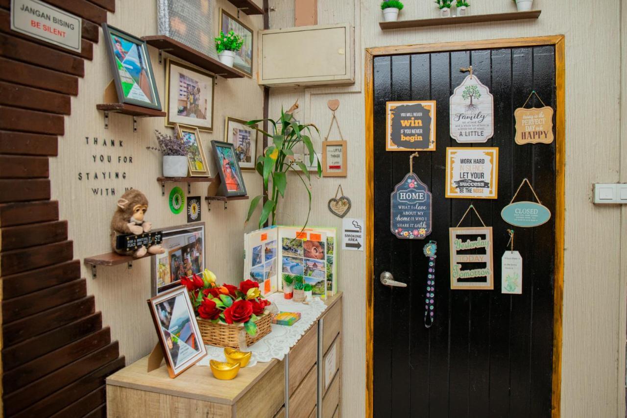 Escape Backpackers Kk Hostel โกตาคินาบาลู ภายนอก รูปภาพ